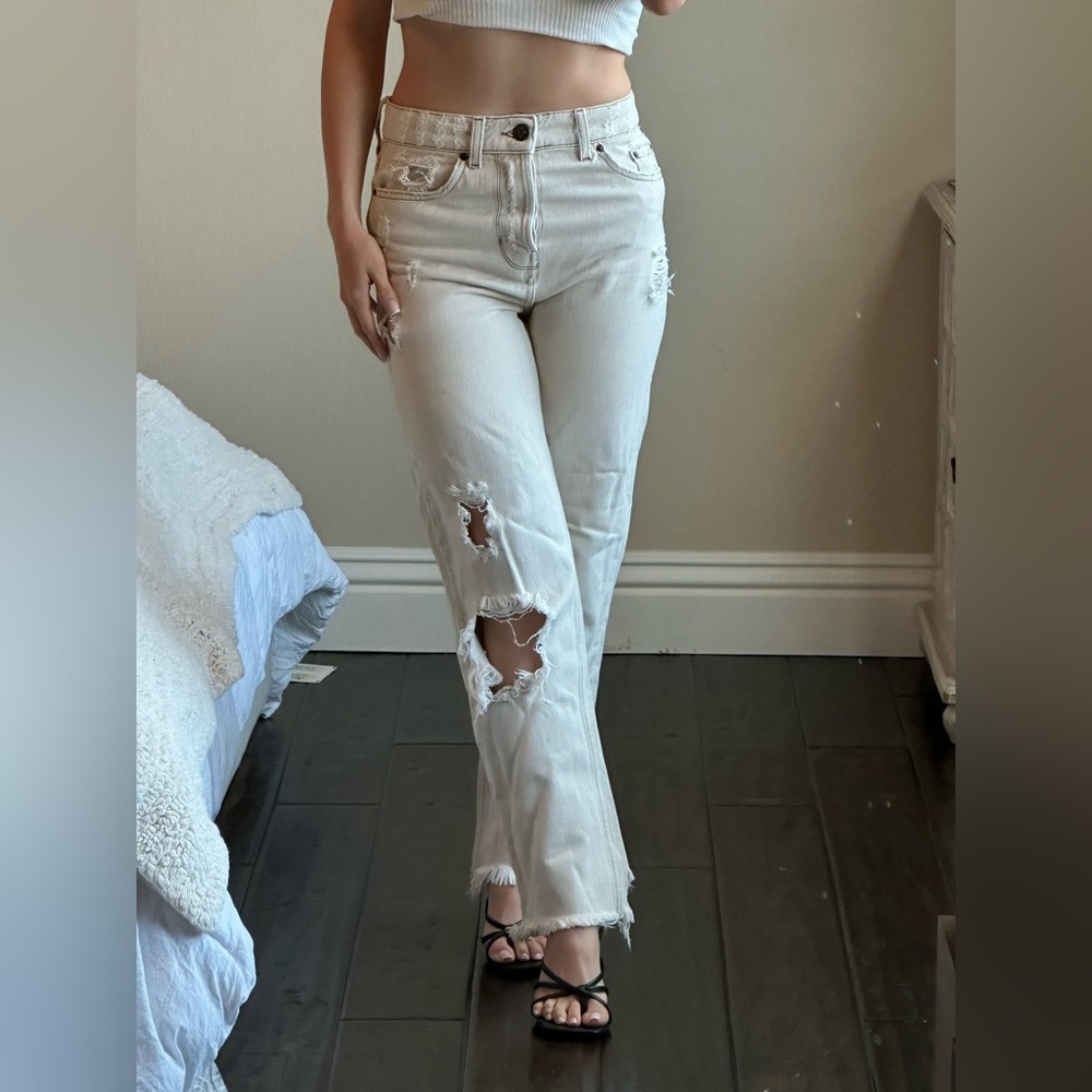 BDG Distressed Jeans!